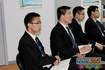 365新產(chǎn)品培訓(xùn)課程火爆開(kāi)幕，首站走進(jìn)易居臣信引領(lǐng)房產(chǎn)經(jīng)紀(jì)新趨勢(shì)